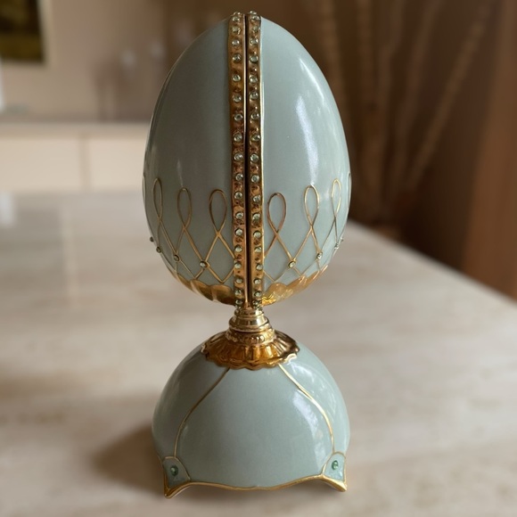 Ardleigh Elliott "Kitten Dreams" Musical Egg-Shaped Collector Edition - Heirloom - Picture 6 of 12